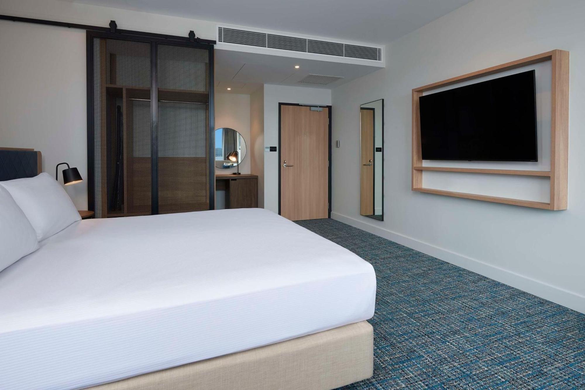 Hilton Garden Albany, Wa Hotel